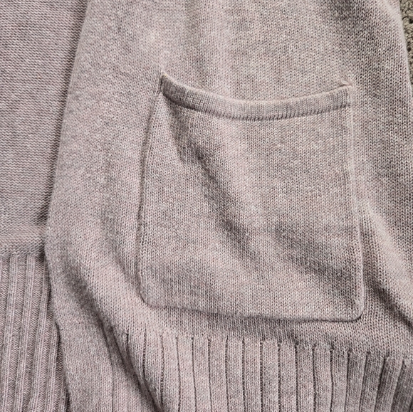 Long cardigan sweater with pockets - Picture 4 of 5